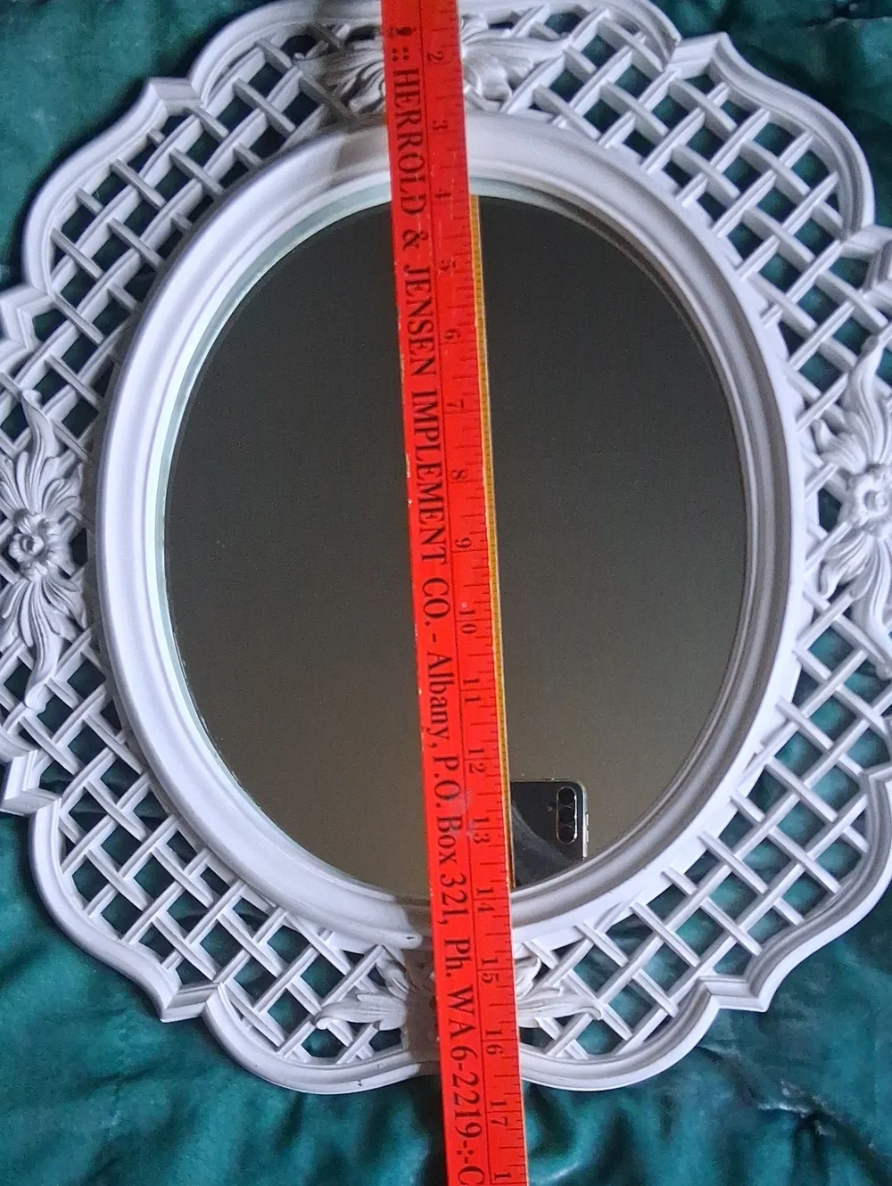 Ornate Oval Wall Mirror in White, 15